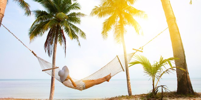 Summer holidays in Europe and the USA: dream destinations, holiday disasters, and switching off