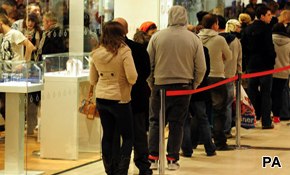 Britons 'not willing to queue'