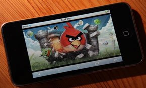 Frequency of gaming highest amongst smartphone and tablet owners