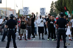 Race relations 'worse in US than UK'