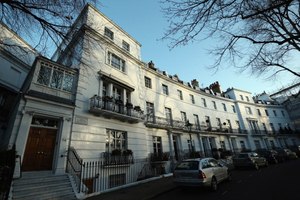 Londoners blame rich foreigners for house price boom