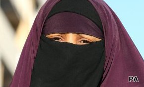 Two thirds Brits want burqa ban