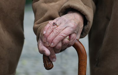 Altersvorsorge: Deutsche wollen im Alter das Leben genießen 