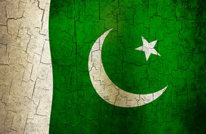 Three-quarters of Respondents Agree Pakistani PM Should Step Down 