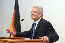Umfrage: Hälfte der Bürger wünscht sich zweite Amtszeit Gaucks 