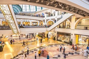 Which Mall in Dubai Provides the Best Shopper Experience?