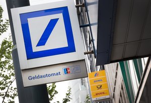 Postbank: Soll die Deutsche Bank verkaufen oder nicht?