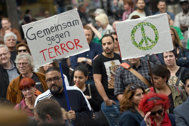 Großteil der Deutschen findet Anti-Terror-Demonstrationen gut 