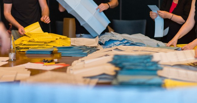 Fast ein Drittel der Deutschen will per Briefwahl abstimmen