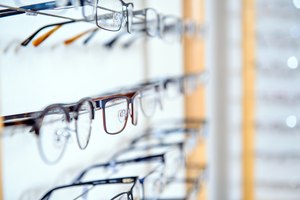12% des Français ont déjà acheté des lunettes en ligne