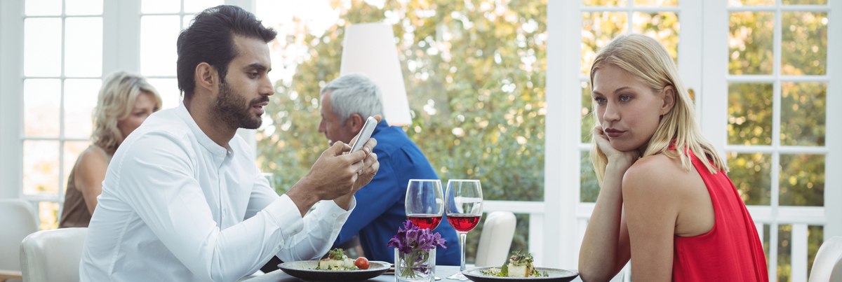 Using your phone is the worst thing you could do on a first date | YouGov