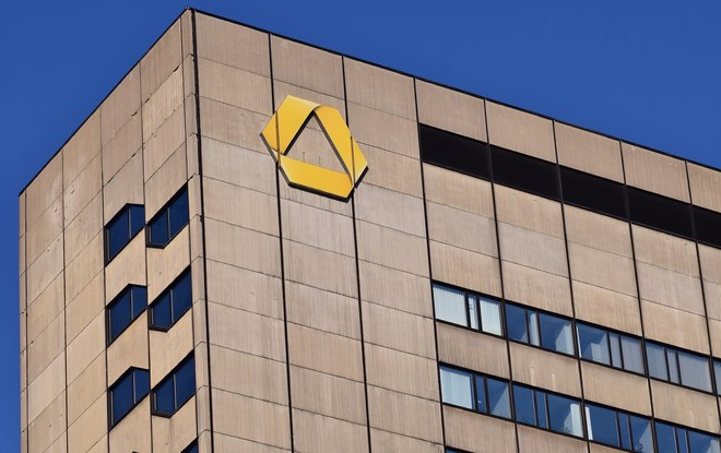 Yougov Commerzbank Und Comdirect Kunden Haben Bei Der Fusion Einiges Zu Verlieren