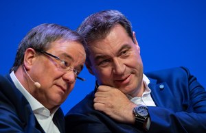 Sonntagsfrage: Linke und AfD legen leicht zu, Union und SPD verlieren