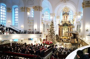 Jeder zweite Deutsche ist für ein Verbot der Weihnachtsgottesdienste 