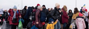 Government remains far behind the public on Ukrainian refugees