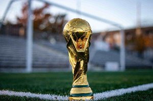 Global: Mondiali di calcio in Qatar, la percezione degli europei e americani