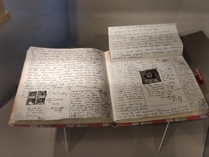Anne Frank – ein Mädchen das im Gedächtnis bleibt