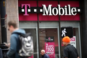 T-Mobile continues to win on satisfaction