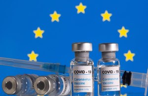 COVID-19 : L'Europe place ses exportations de vaccins sous haute surveillance
