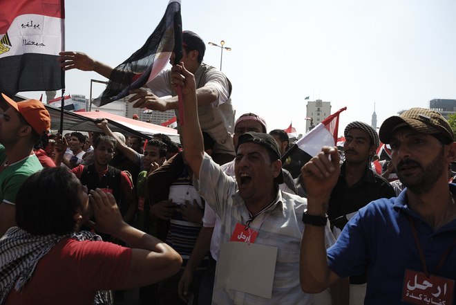 تقييم المصوتين في الولايات المتحدة الأمريكية والمملكة المتحدة للموقف المتأزم في مصر
