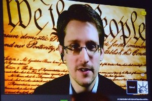 Snowden in Russia: A 'public service' becomes a 'mistake'